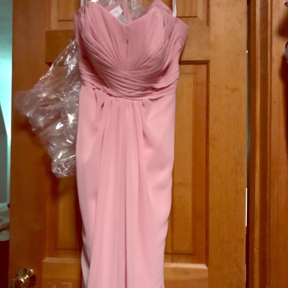 David’s Bridal ‘Ballet Pink’ bridesmaids gowns